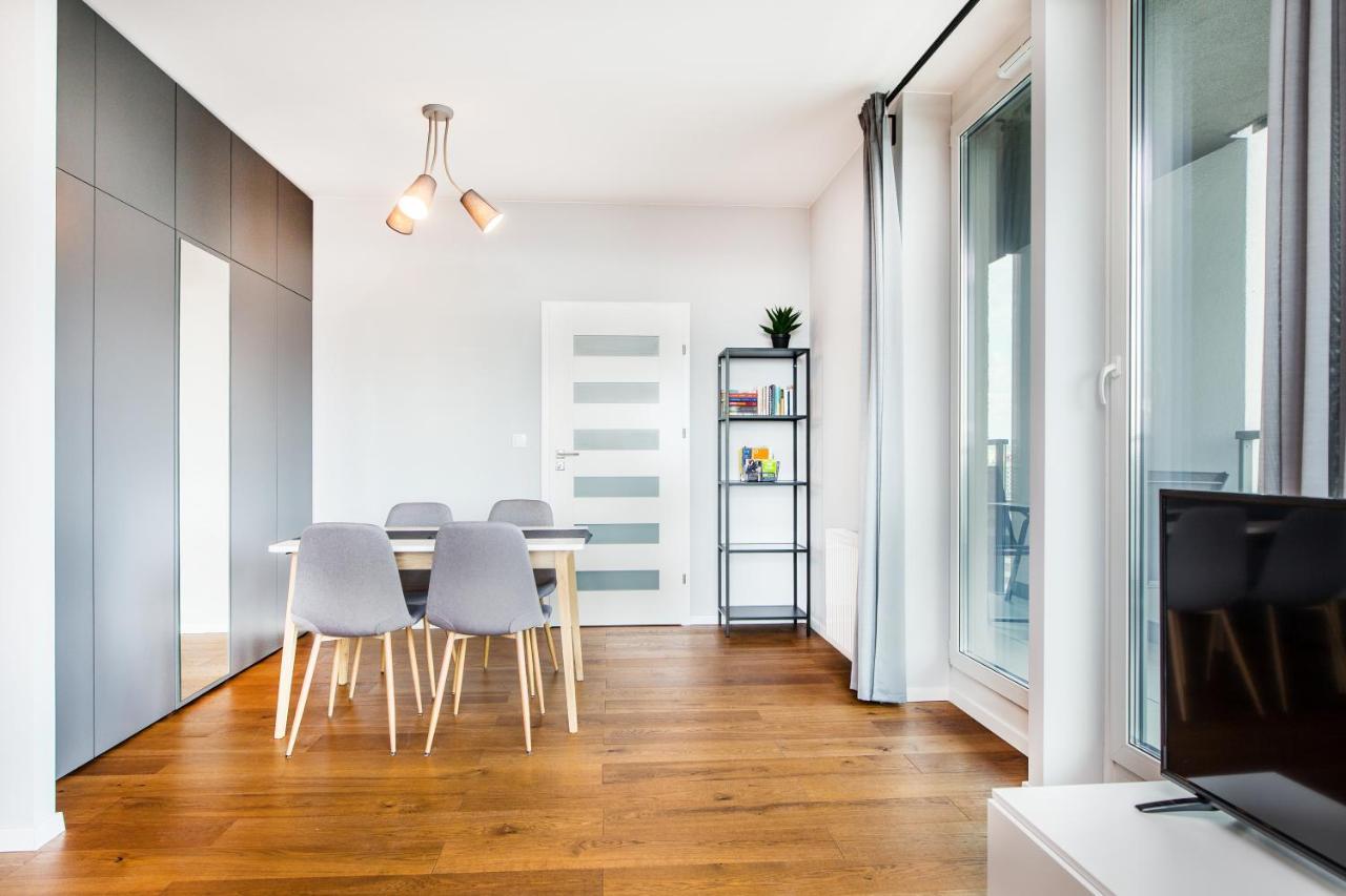 Mogilska Tower Apartments Near Tauron Arena By Inpoint - Free Underground Parking Krakow Ngoại thất bức ảnh